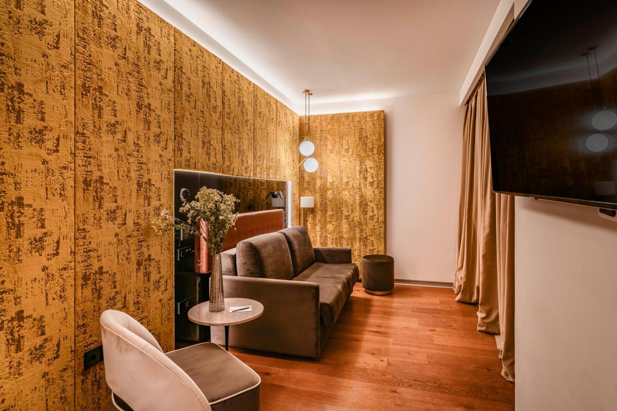Vincci Seleccion Unuk 5 Gl Hotel Seville